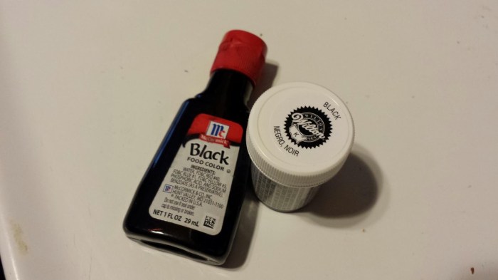 Black liquid food coloring