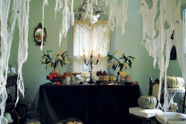 Indoor halloween party decoration ideas