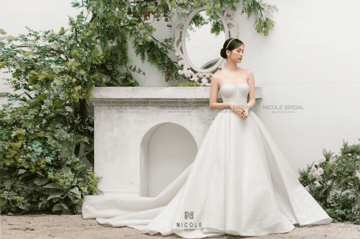 Korean modern wedding dress